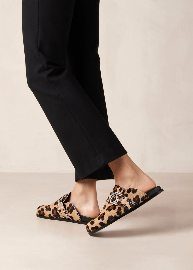 Alohas Halia Zuecos de Cuero Efecto Leopardo COMPRAR AHORA