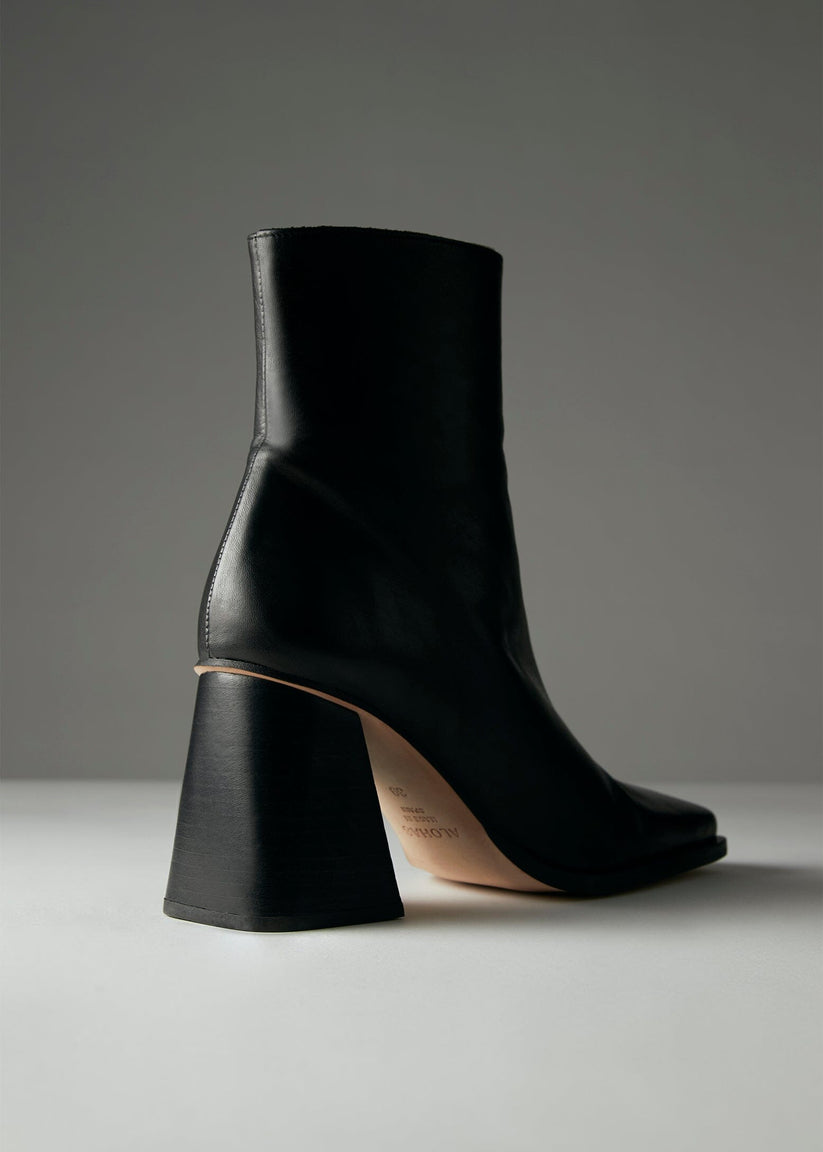 Alohas South Botas de Piel Negra En línea