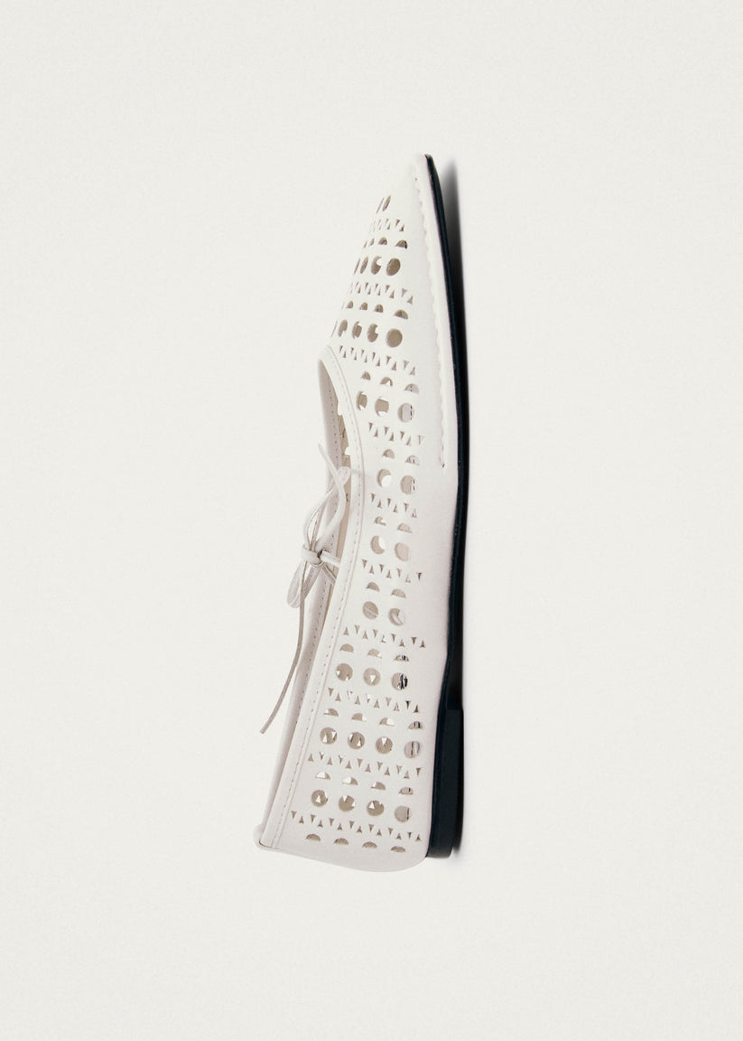 Alohas Sway Slit Bailarinas de Cuero Blanco Tienda de fábrica
