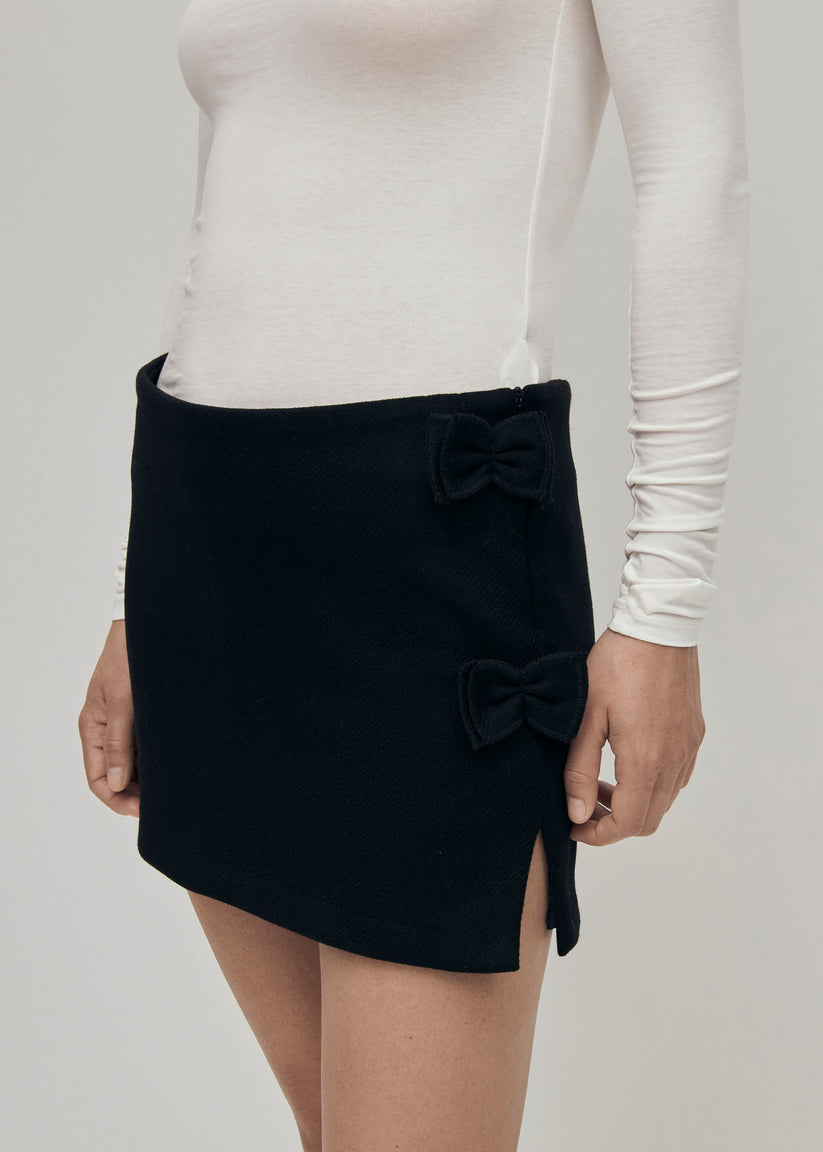 Alohas Minzi Black Skirt Solo hoy