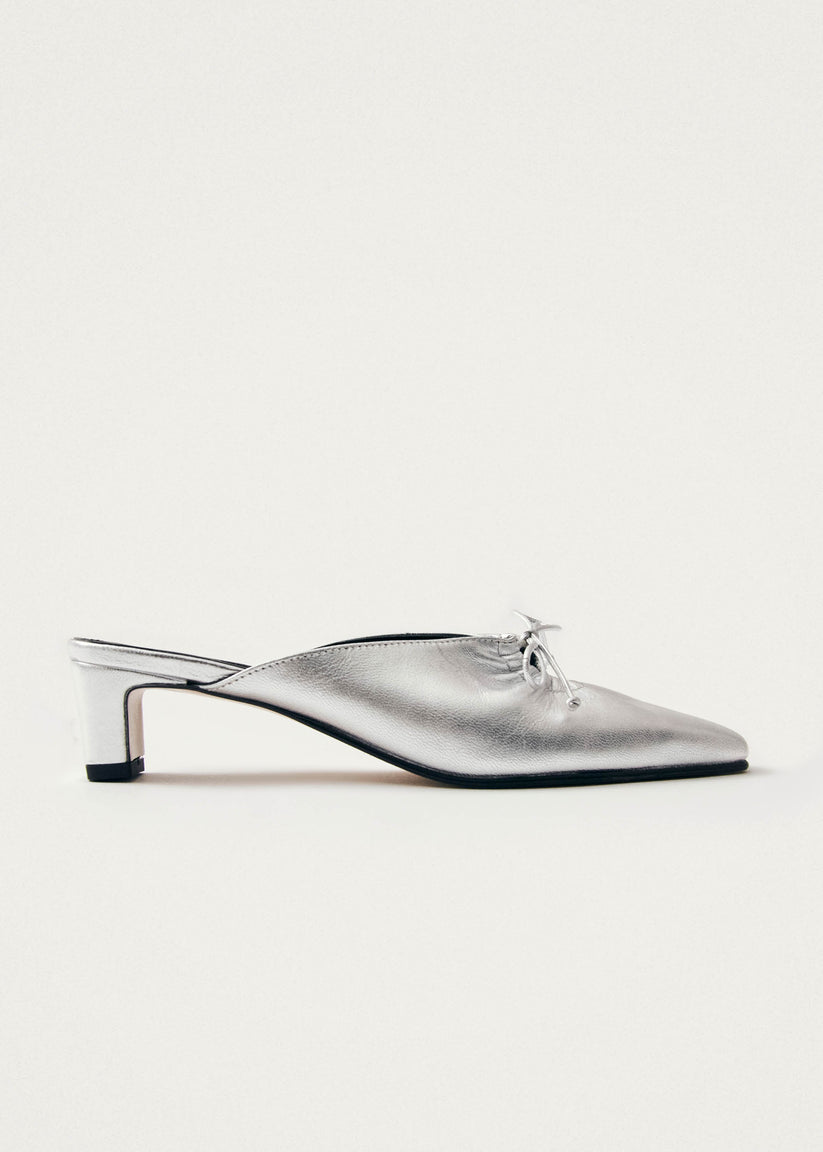 Alohas Amar Mules de Cuero Plateado