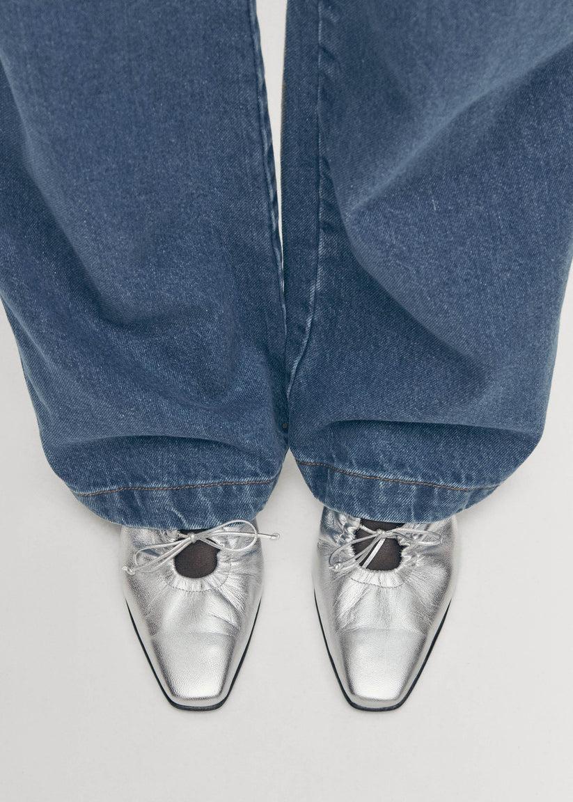 Alohas Amar Mules de Cuero Plateado Outlet online