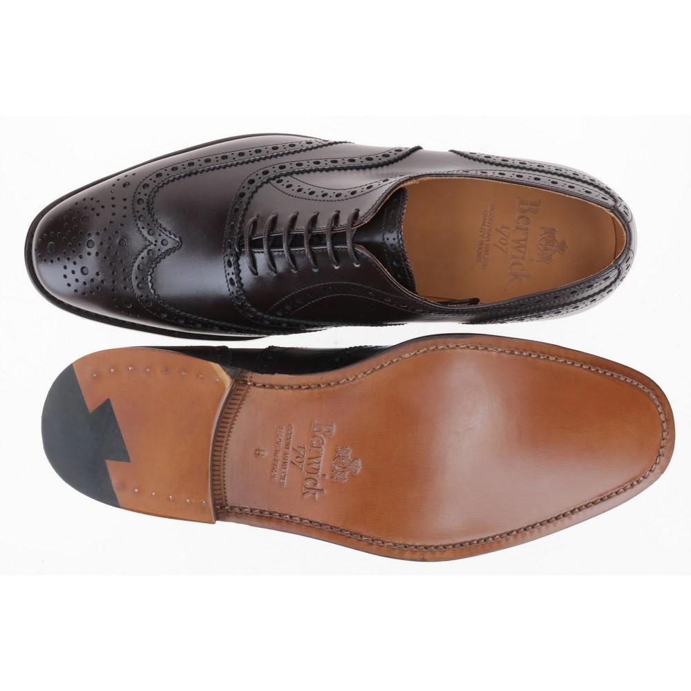Berwick 1707 5451-T05 BOX CALF NIGER Ofertas de temporada