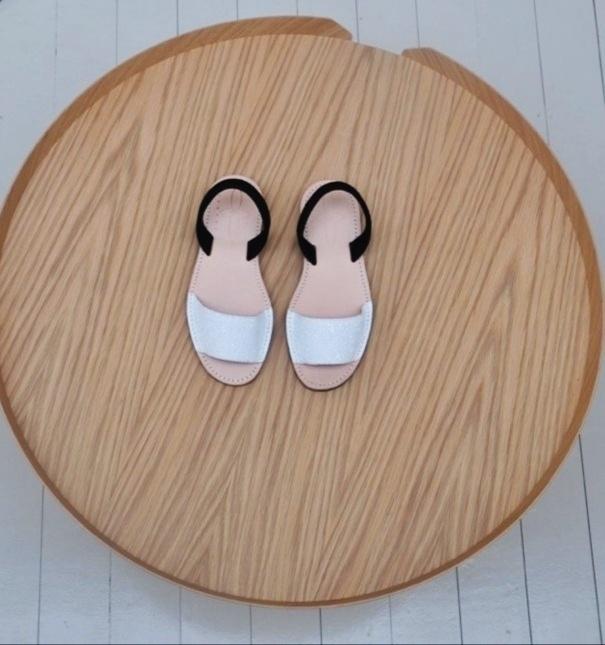 Del rio london Ibiza sandals white - black slingback Tienda de fábrica