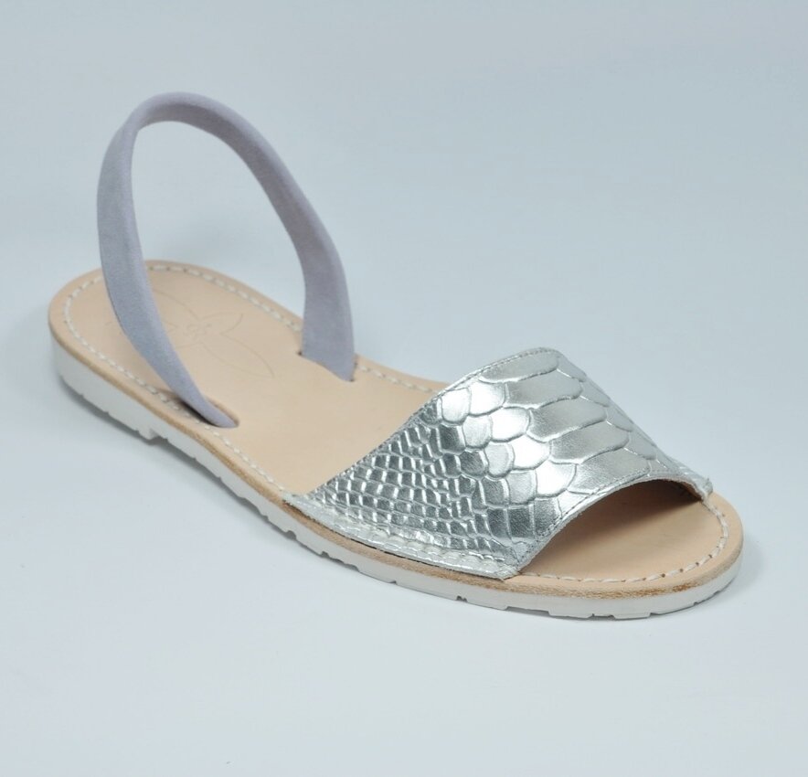 Del rio london Metallic snake embossed sandals silver Descuento por venta flash