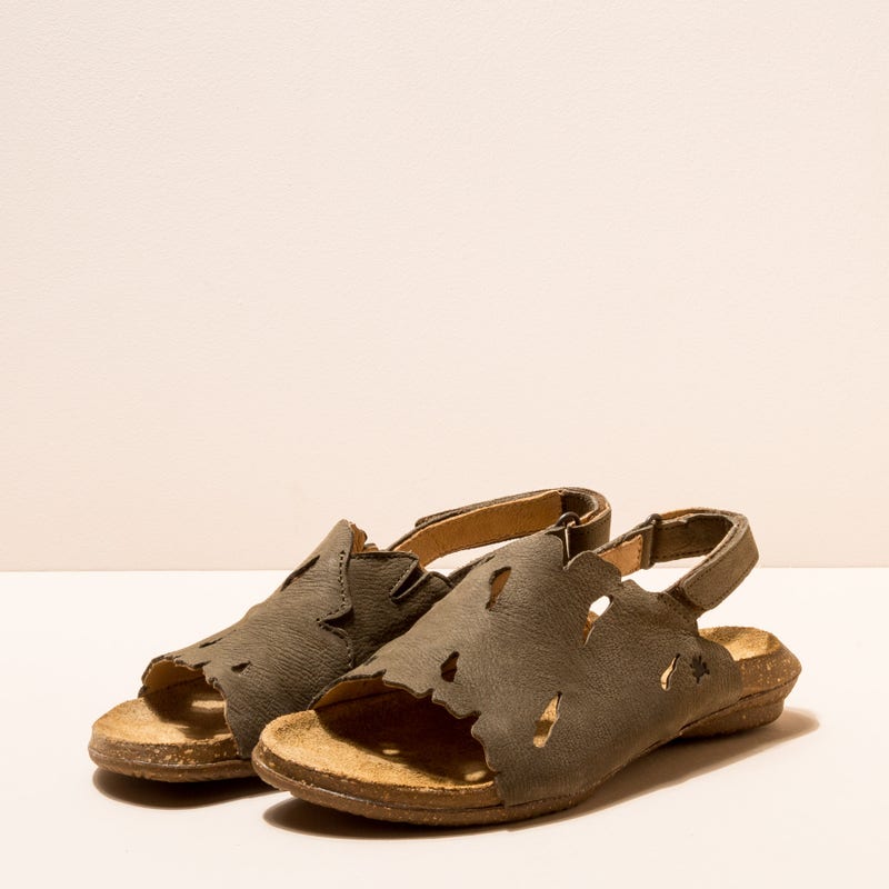 El naturalista N5068 PLEASANT KAKI / WAKATAUA Última moda