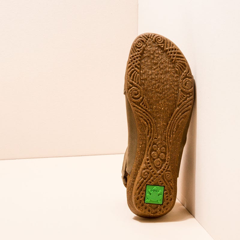 El naturalista N5068 PLEASANT KAKI / WAKATAUA Última moda