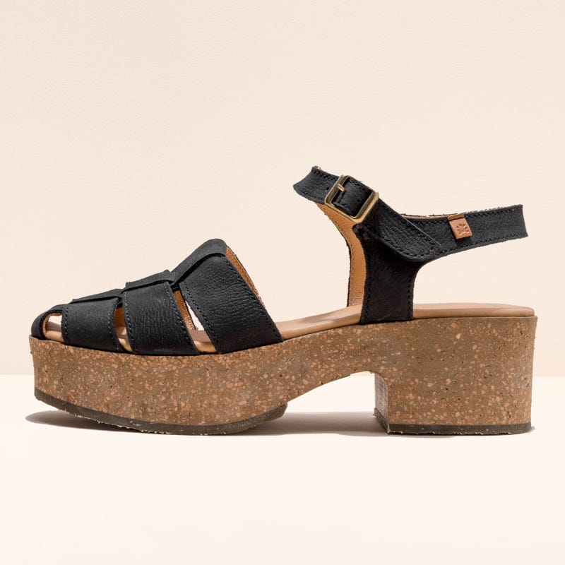 El naturalista N5891 PLEASANT BLACK /ARBEQUINA 2025