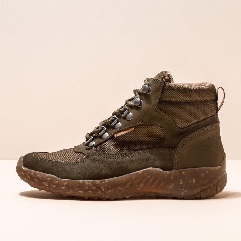 El naturalista N5620 MULTI MATERIAL FOREST/GORBEA Ahorra y exporta