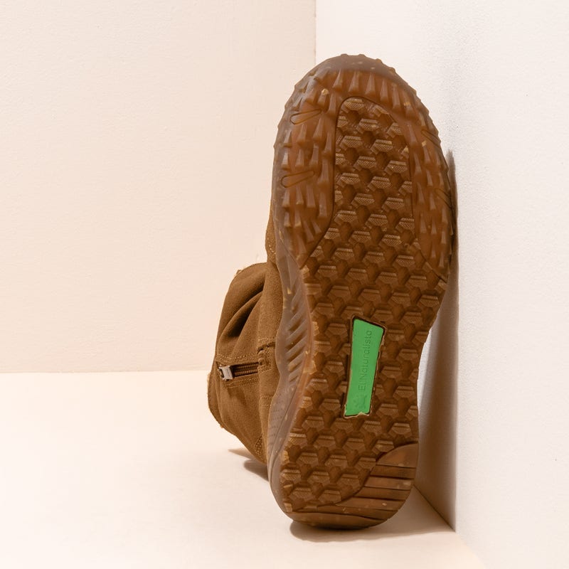 El naturalista N5624 LUX SUEDE WOOD/GORBEA Venta caliente