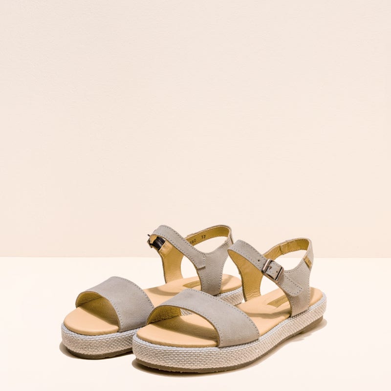 El naturalista N5880 LUX SUEDE PIEDRA / BOSANA Envío gratis