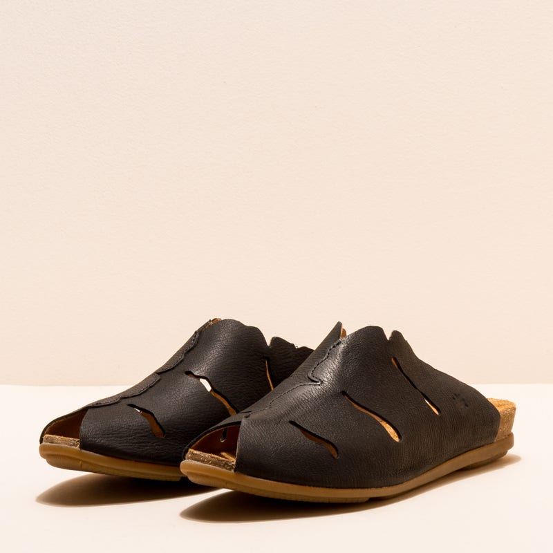 El naturalista N5204 PLEASANT BLACK/ STELLA En oferta