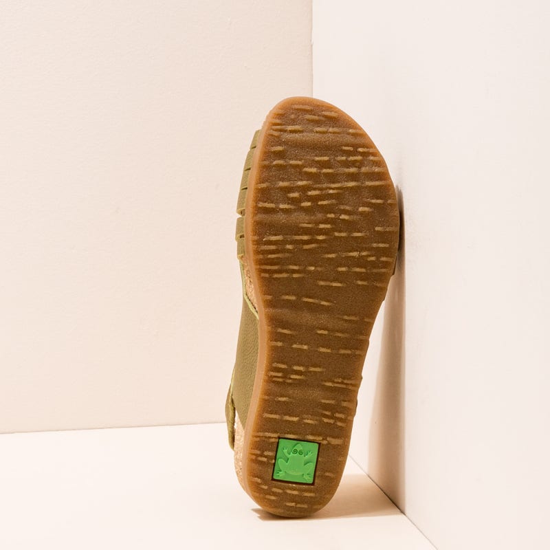 El naturalista N5246 SOFT GRAIN BASIL/ ZUMAIA Devoluciones gratuitas