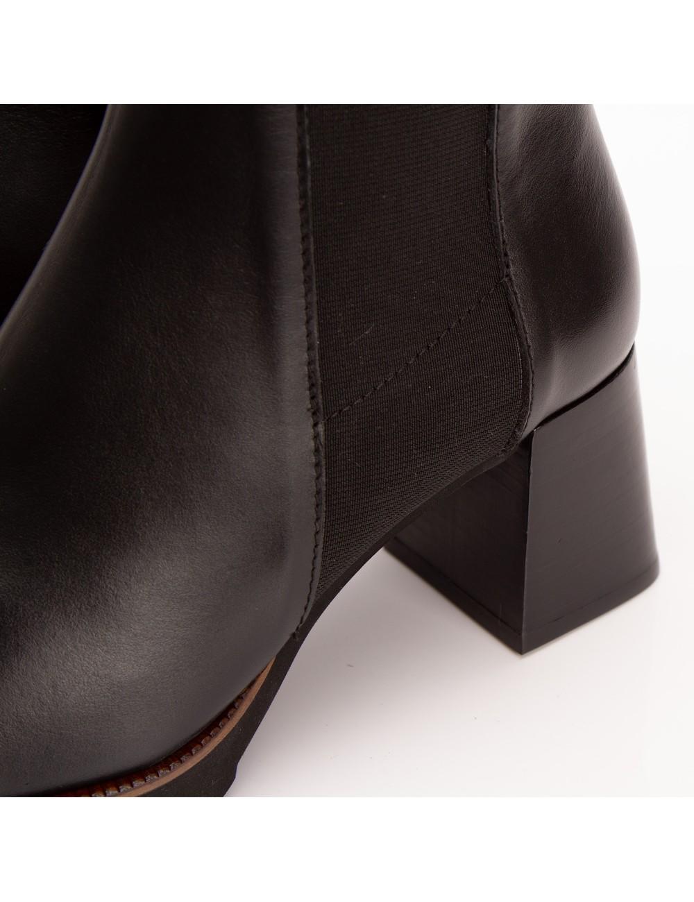 Farrutx SOFIA Natur calf negro En oferta