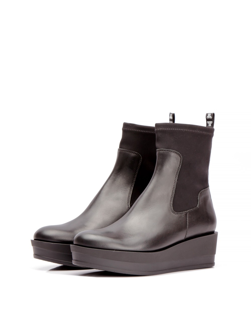 Farrutx OYKA calf | stretch negro Último día