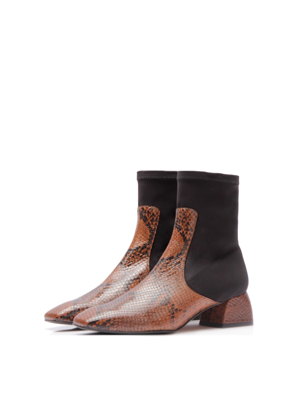 Farrutx AISHA cuero-negro Grandes descuentos