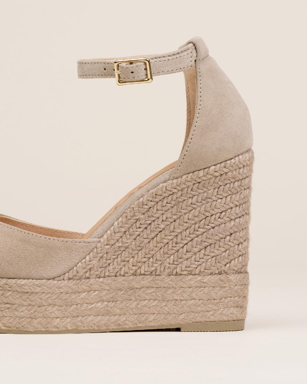 Gaimo espadrilles Sugus KangarooAlpargatas de cuña monocolor en piel con hebilla Solo queda un día