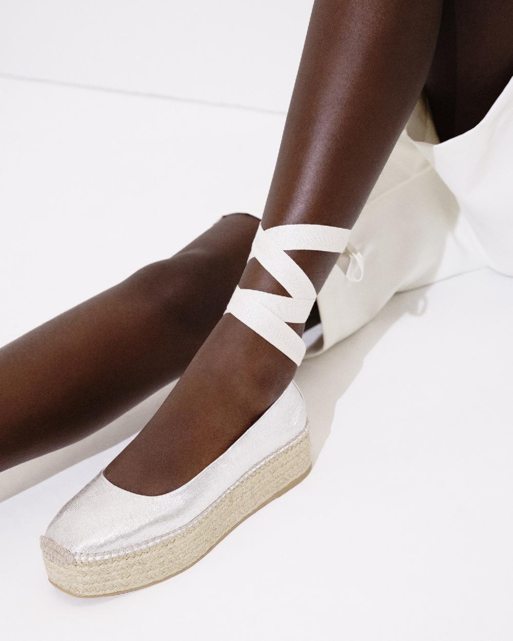 Gaimo espadrilles Mitsy PlataBailarinas con plataforma de yute en piel grabada con cintas Envío gratis