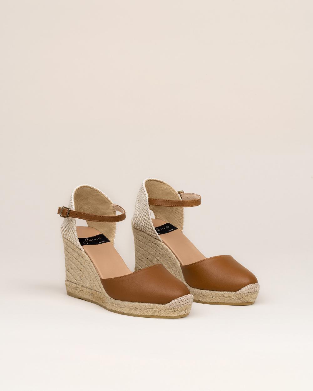 Gaimo espadrilles Global7 PralineAlpargatas de cuña en piel con hebilla Promoción trimestral