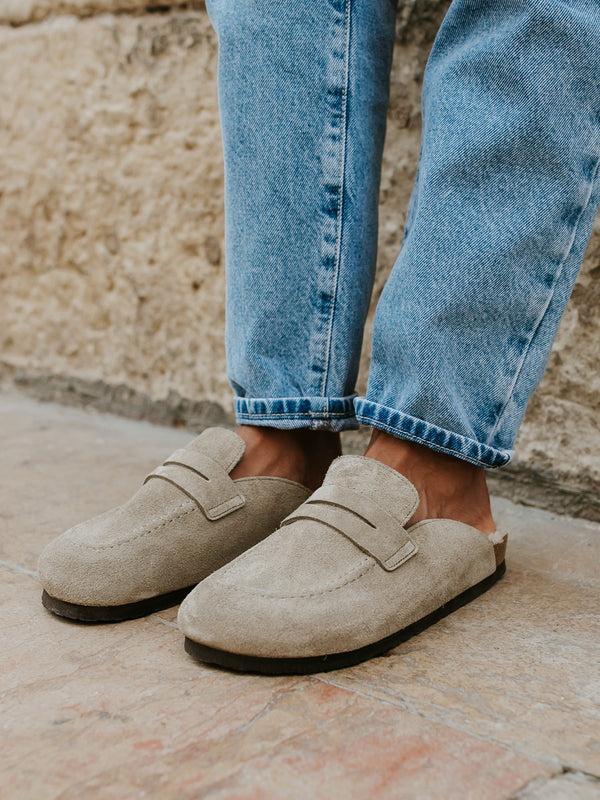 Genuins LOIS VELOUR TAUPE UNISEX Envío gratis