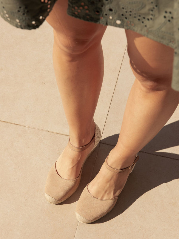Genuins CARINA VELOUR ALMOND Rebajas de fábrica