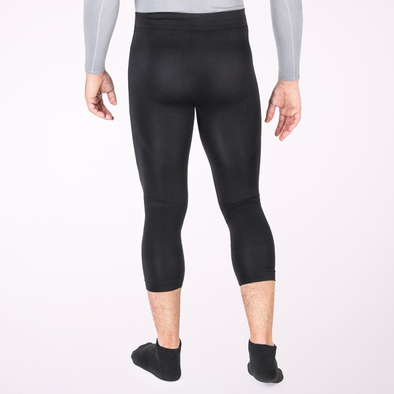 Ho soccer Malla térmica 3/4 negra En oferta