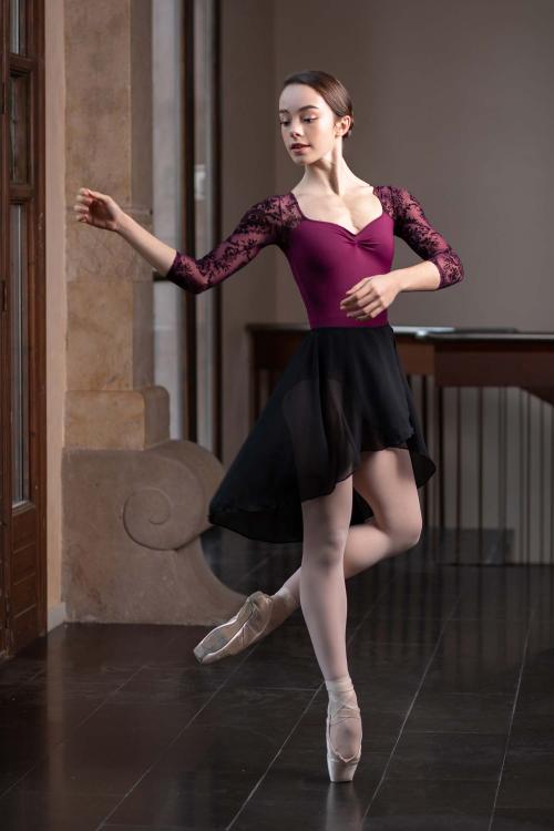 intermezzo Falda Negra larga Ballet y Danza corte asimétrico de Intermezzo En oferta