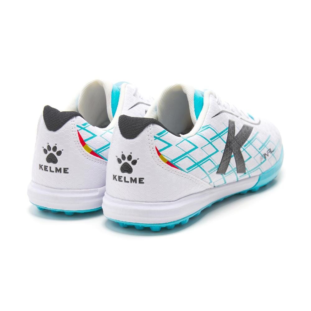 kelme FINAL TURF Ahorra y exporta