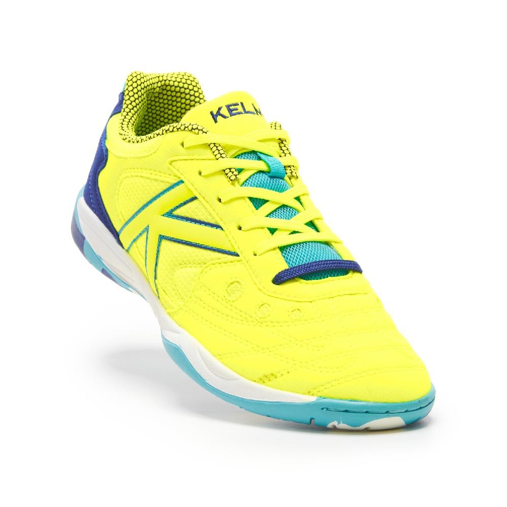 kelme INDOOR COPA Ahorra y exporta