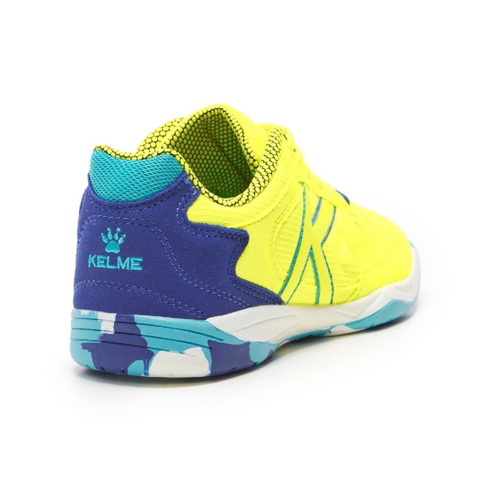 kelme INDOOR COPA Ahorra y exporta