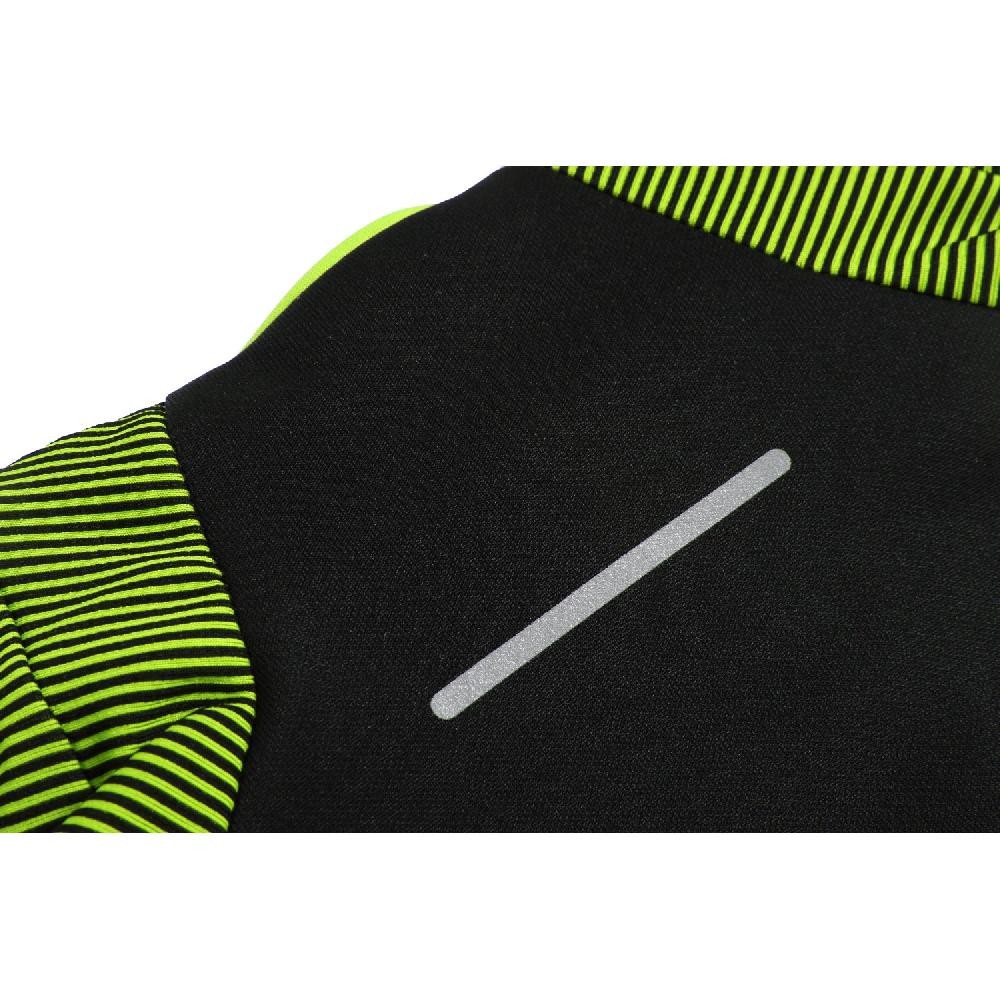 kelme CHAQUETA MONTES En oferta