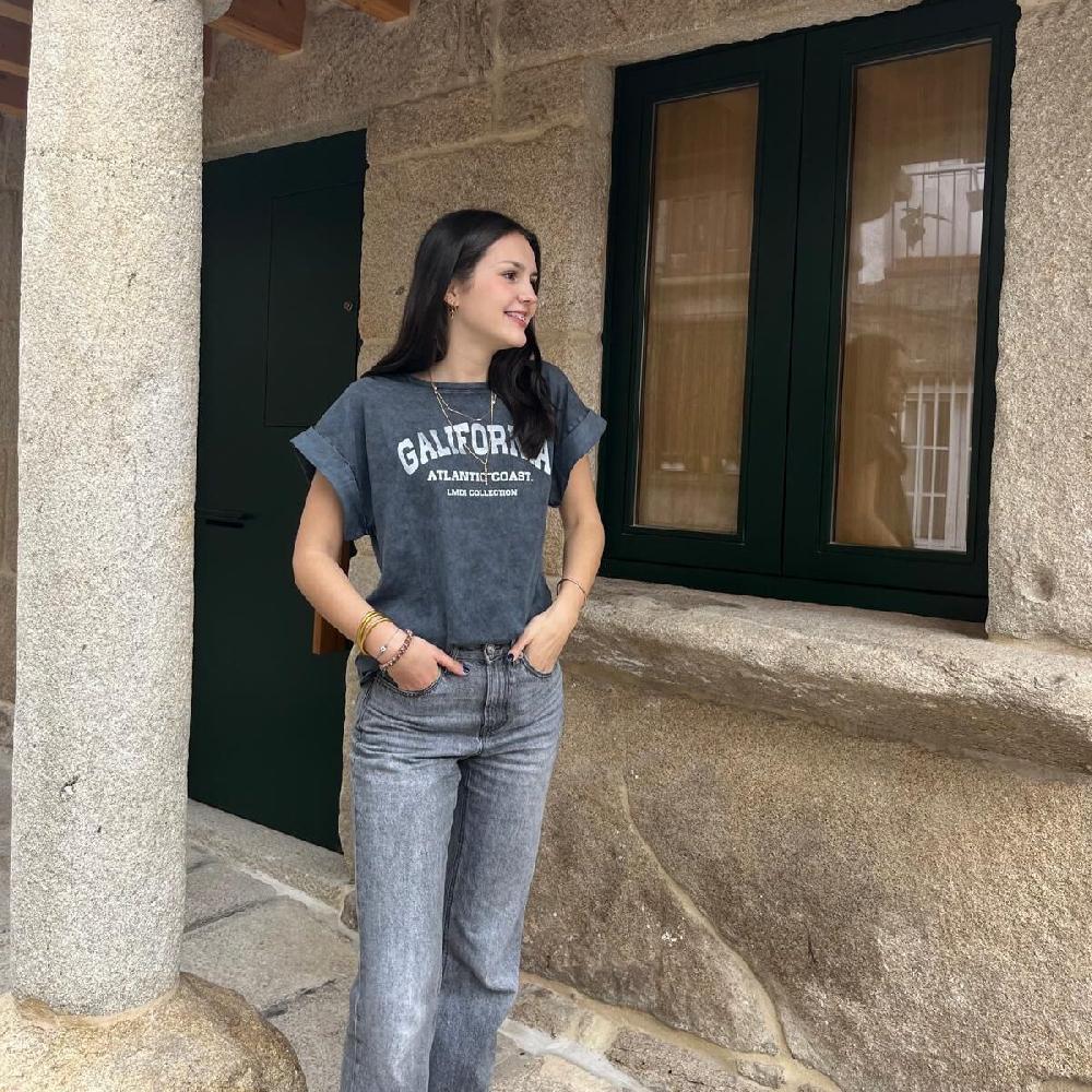 lmdi collection Camiseta “Galifornia Atlantic Coast” LMDI Collection Plateada Venta caliente