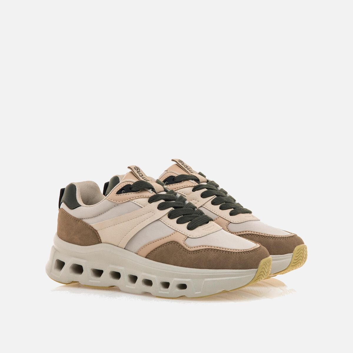 ﻿mtng Compra PLAY beige 58206 Mujer Calzado Zapatillas Rebajas online