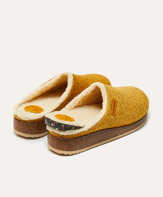 ﻿nordikas ZAPATILLAS DE CASA HOMBRE ALASKA MOSTAZA Solo hoy