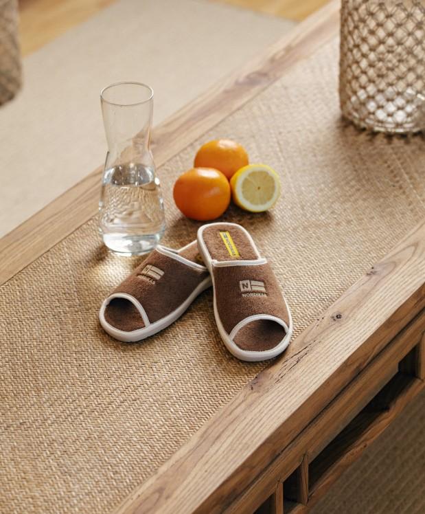 nordikas ZAPATILLAS DE CASA HOMBRE TOALLA MARRON Outlet