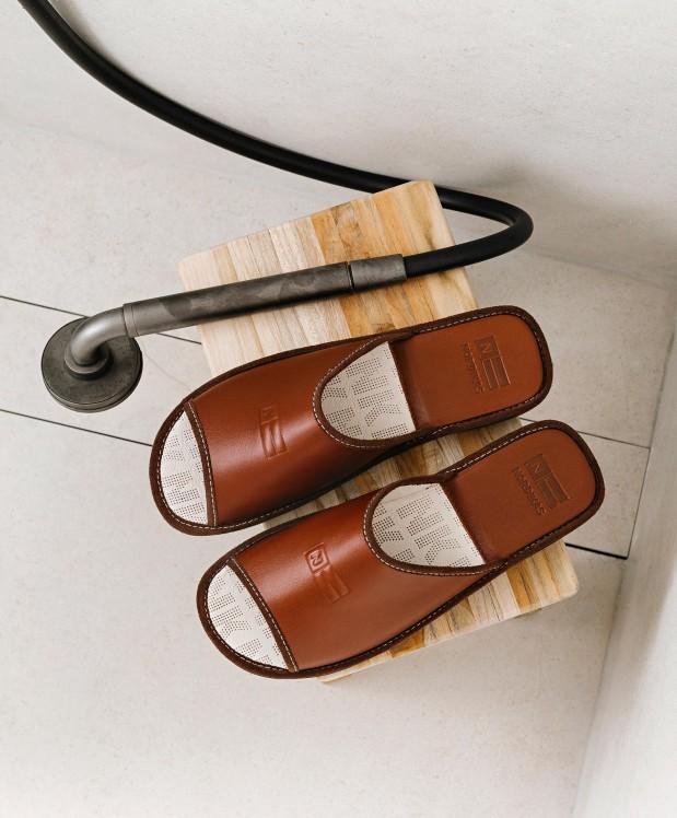 nordikas ZAPATILLAS DE CASA HOMBRE DUBLIN CACAO Envío gratis
