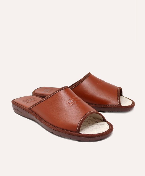 nordikas ZAPATILLAS DE CASA HOMBRE DUBLIN CACAO Envío gratis