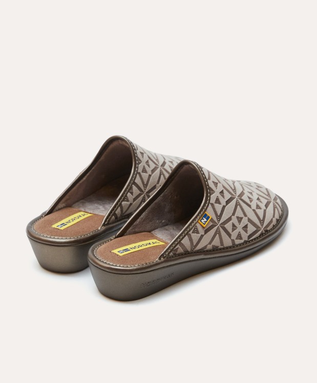 nordikas ZAPATILLAS DE CASA MUJER TERCIOPELO TAUPE Gran oferta