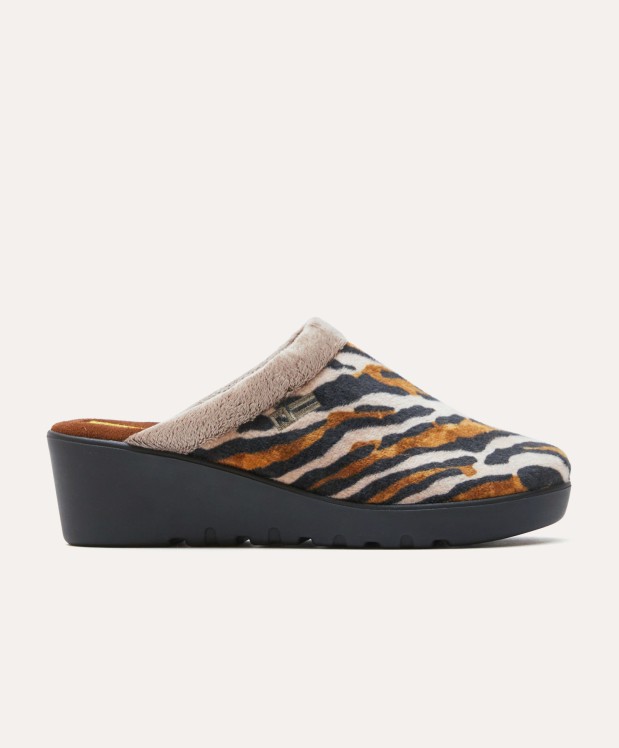 nordikas ZAPATILLAS DE CASA MUJER TANZANIA MARRON Promoción trimestral