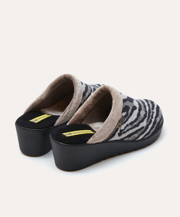 nordikas ZAPATILLAS DE CASA MUJER TANZANIA GRIS Solo queda un día