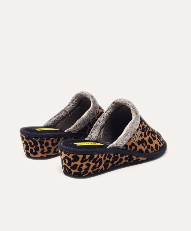nordikas ZAPATILLAS DE CASA MUJER LEOPARDO CUERO Precios de Black Friday
