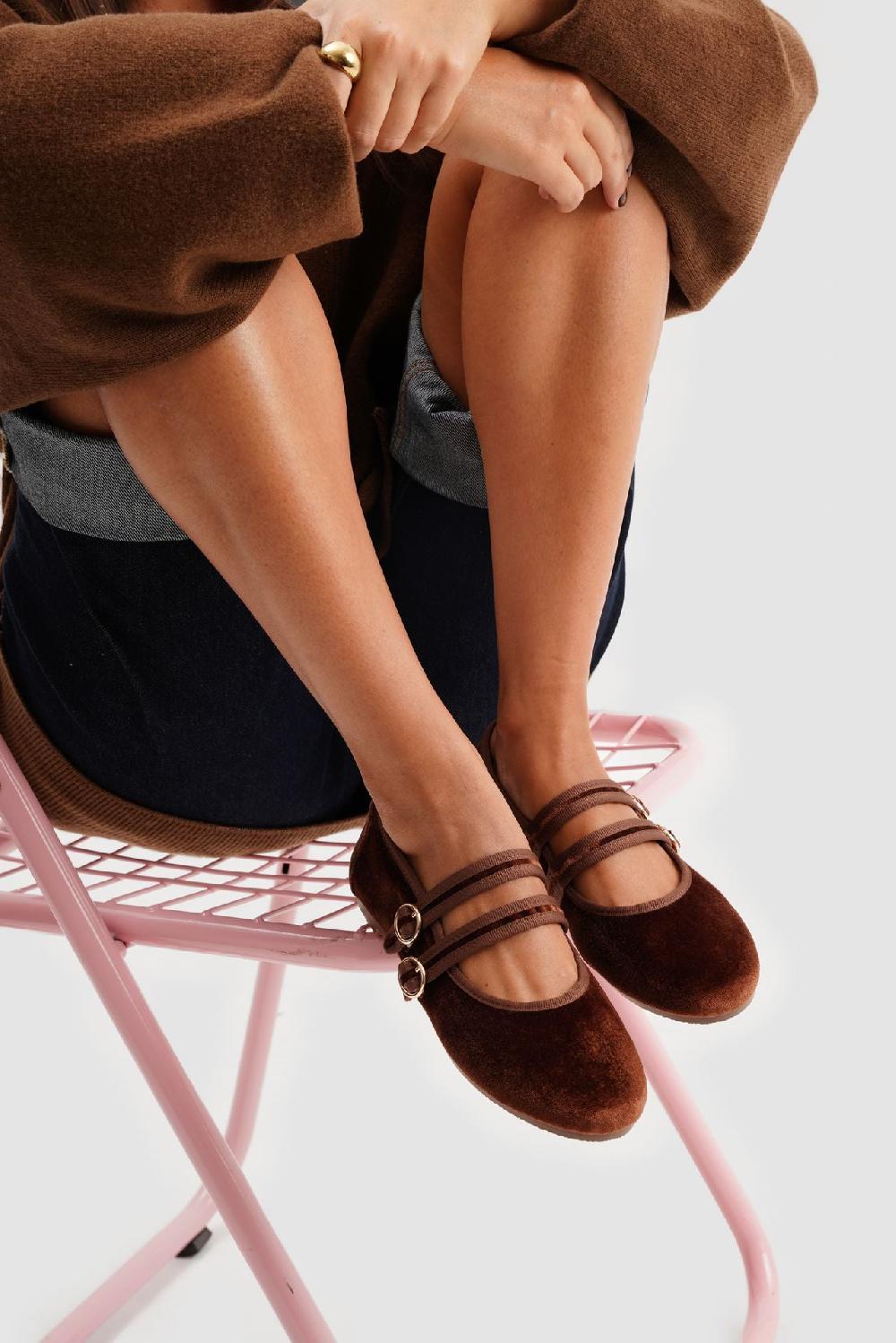 paez MARY JANE DOUBLE STRAP VELVET BROWN Superdescuento