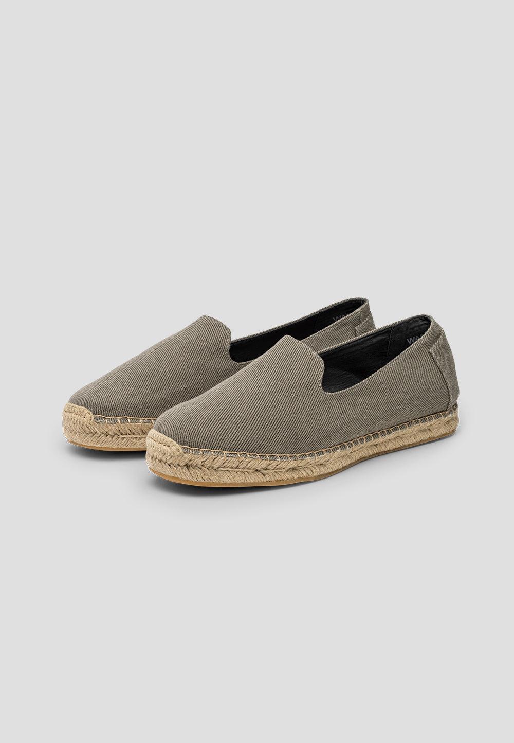 paez MOC ESSENTIAL GREY Solo hoy