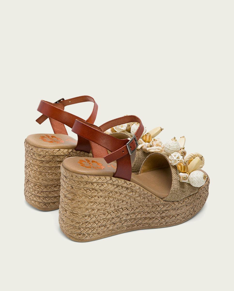 porronet SANDALIA PIEL CUÑA CON ADORNOS CUERO KAIRI Oferta especial