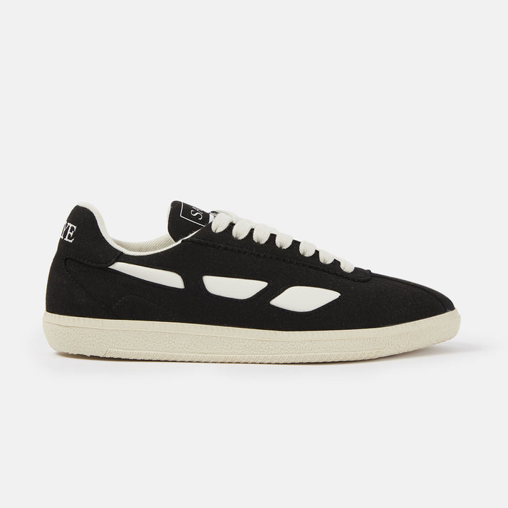 saye M70 Dart - Black & White 2025