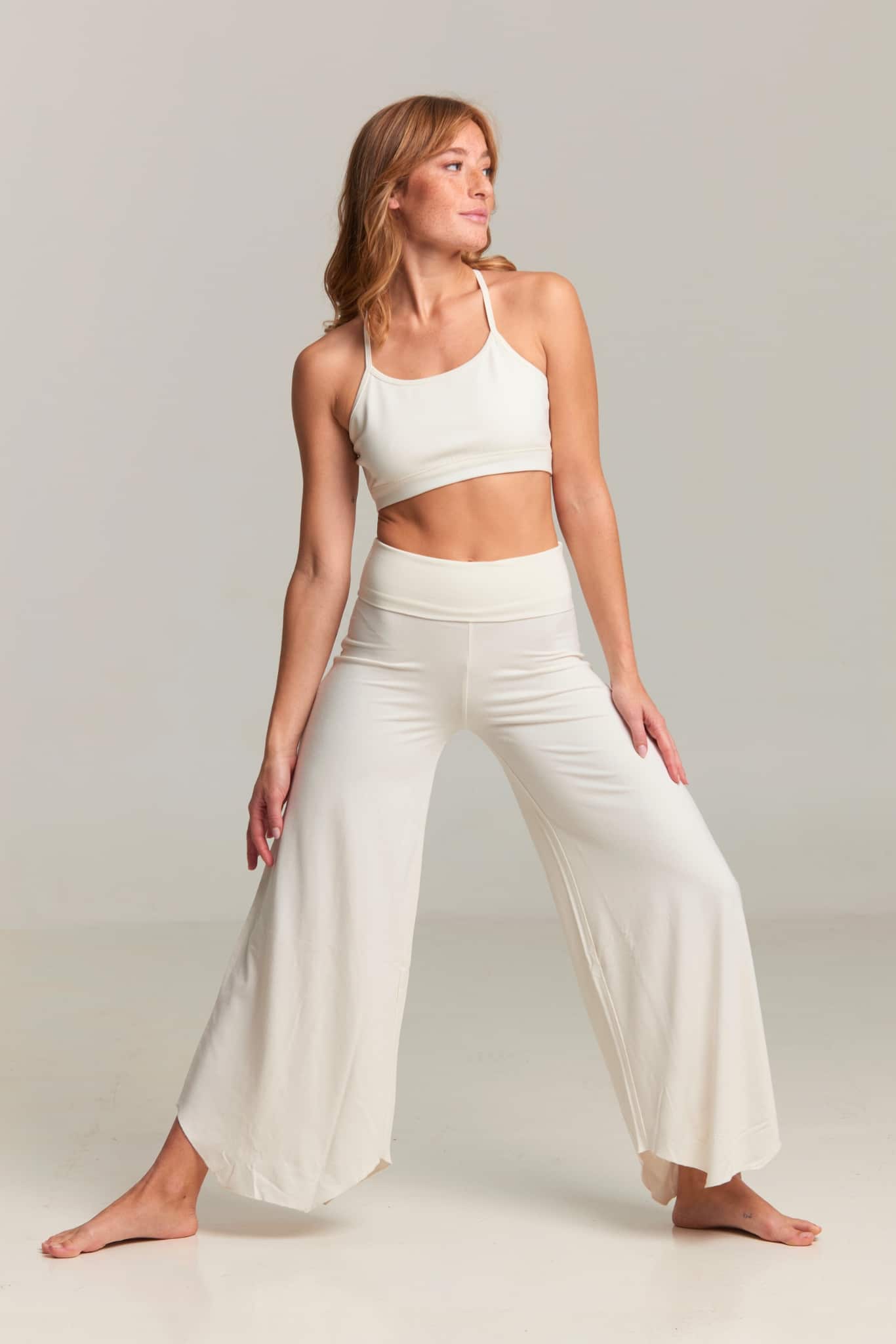 shambhala barcelona Pantalón Maya Avena En oferta