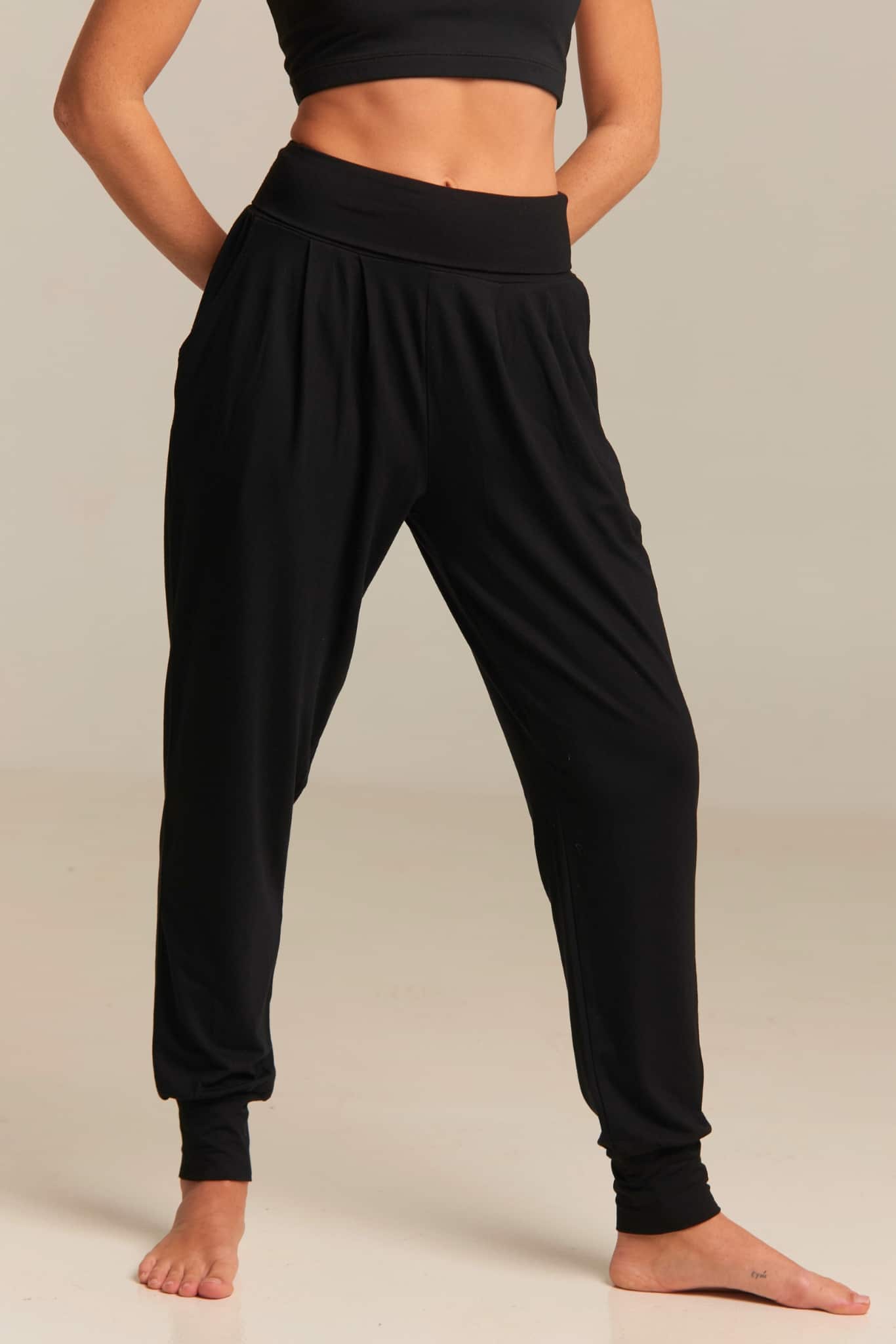 shambhala barcelona Pantalón Purusha Harem Negro Rebajas online