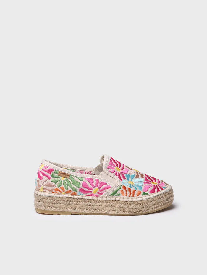 toni pons POLA - Alpargata cerrada de algodón bordada multicolor | POLA Última moda