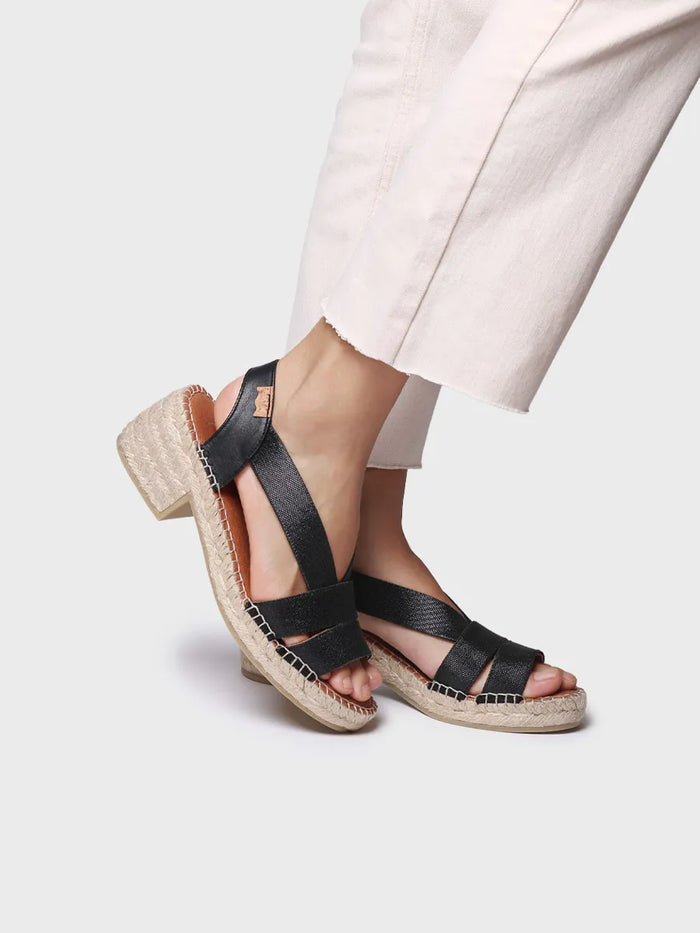 toni pons DAMA - Alpargata de mujer con tacón ancho y elásticos metalizados | DAMA En oferta
