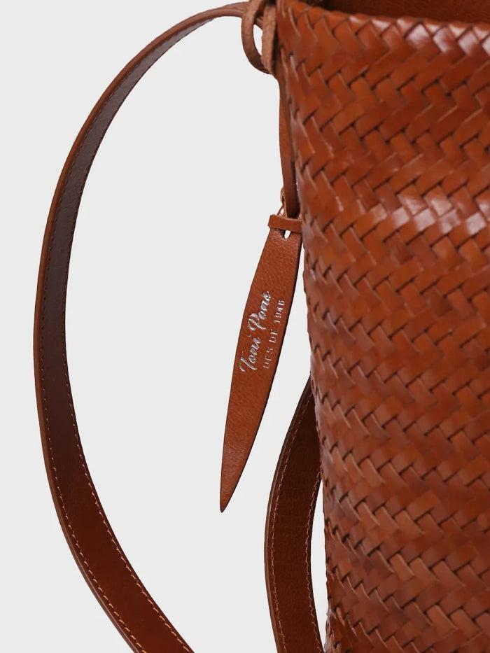 toni pons SALLY - Bolso bombonera en cuero trenzado con tira ajustable | SALLY Liquidación